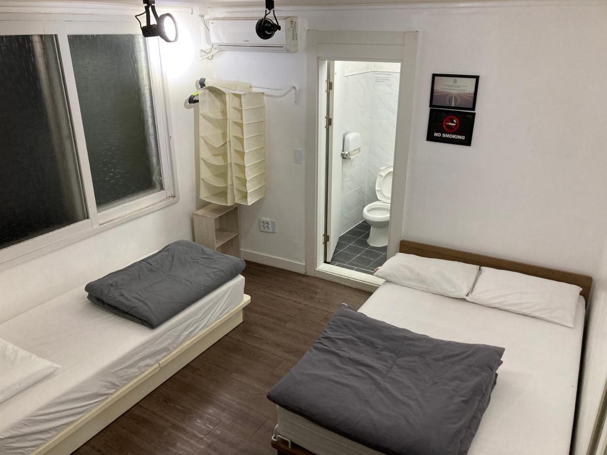 סיאול Itaewon Yellow Guesthouse מראה חיצוני תמונה